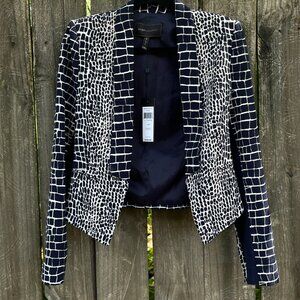 NWT BCBGMaxazria Leeam Blazer - XS - Blue and White